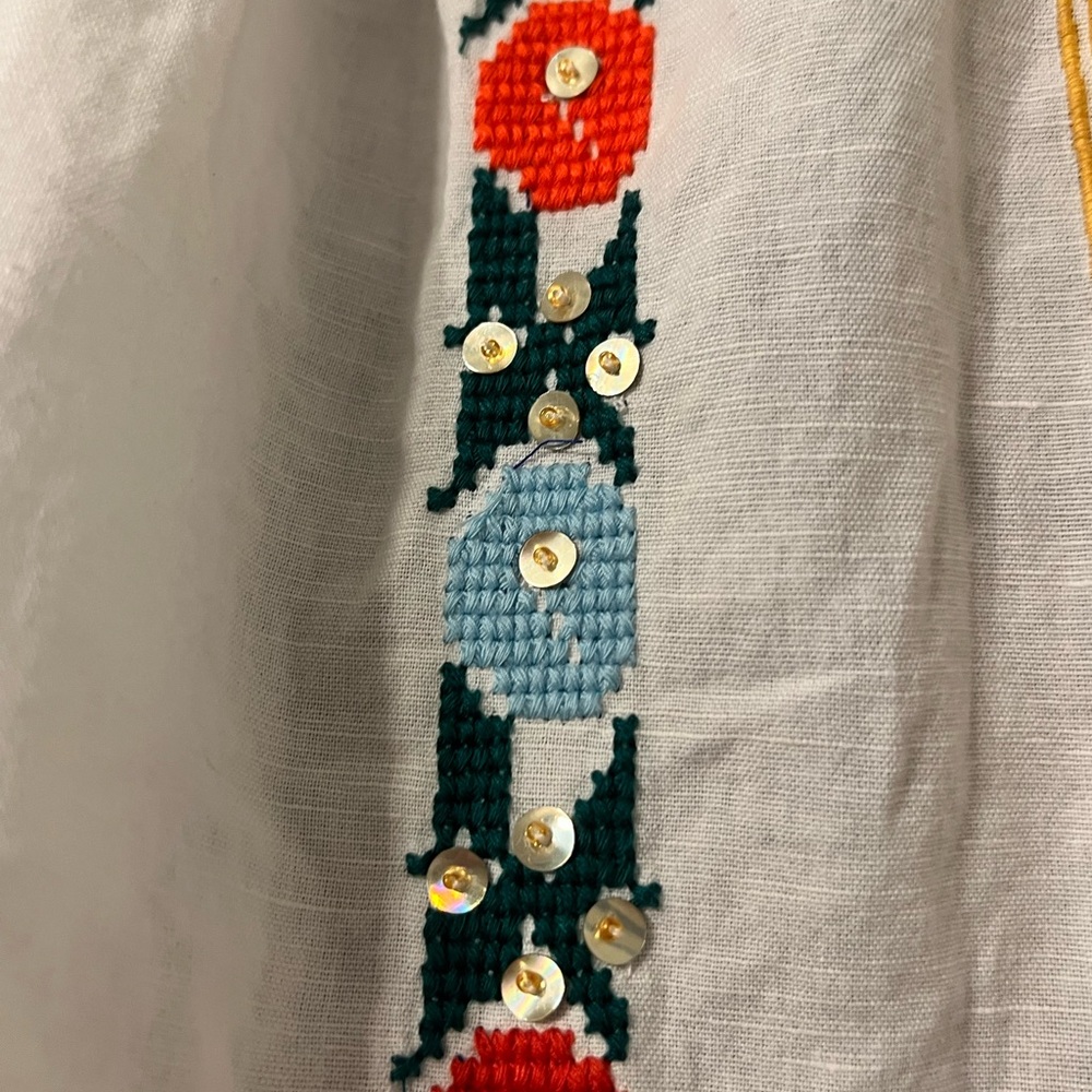 Anthropologie Love Sam Jillian Embroidered cotton linen Top S - Picture 7 of 9